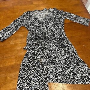 Banana Republic Monochrome Patterned Dress/cover up.